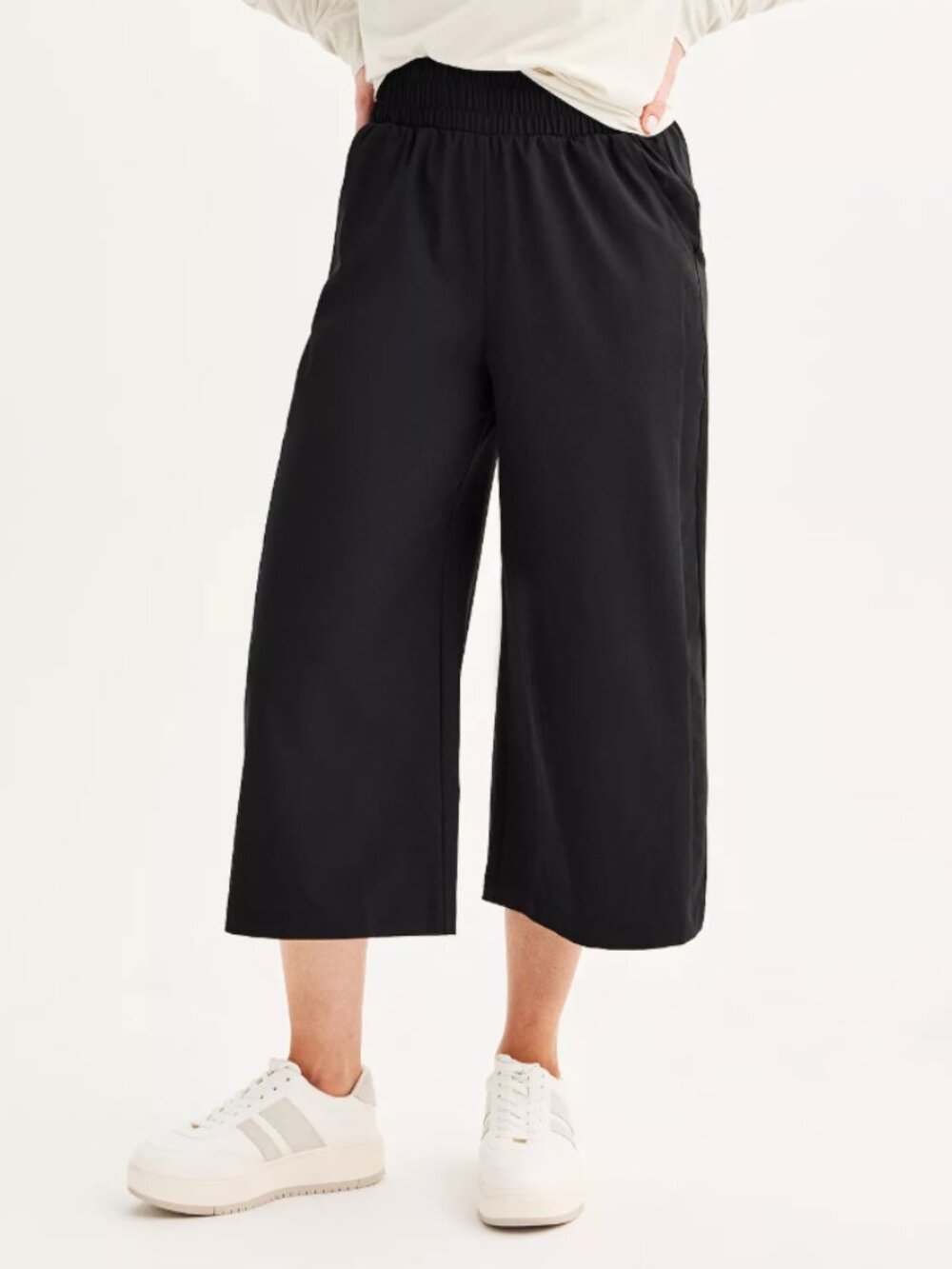 Tek Gear Easy Cropped Pants Women's Size Medium Black Elastic Waist Side Pockets